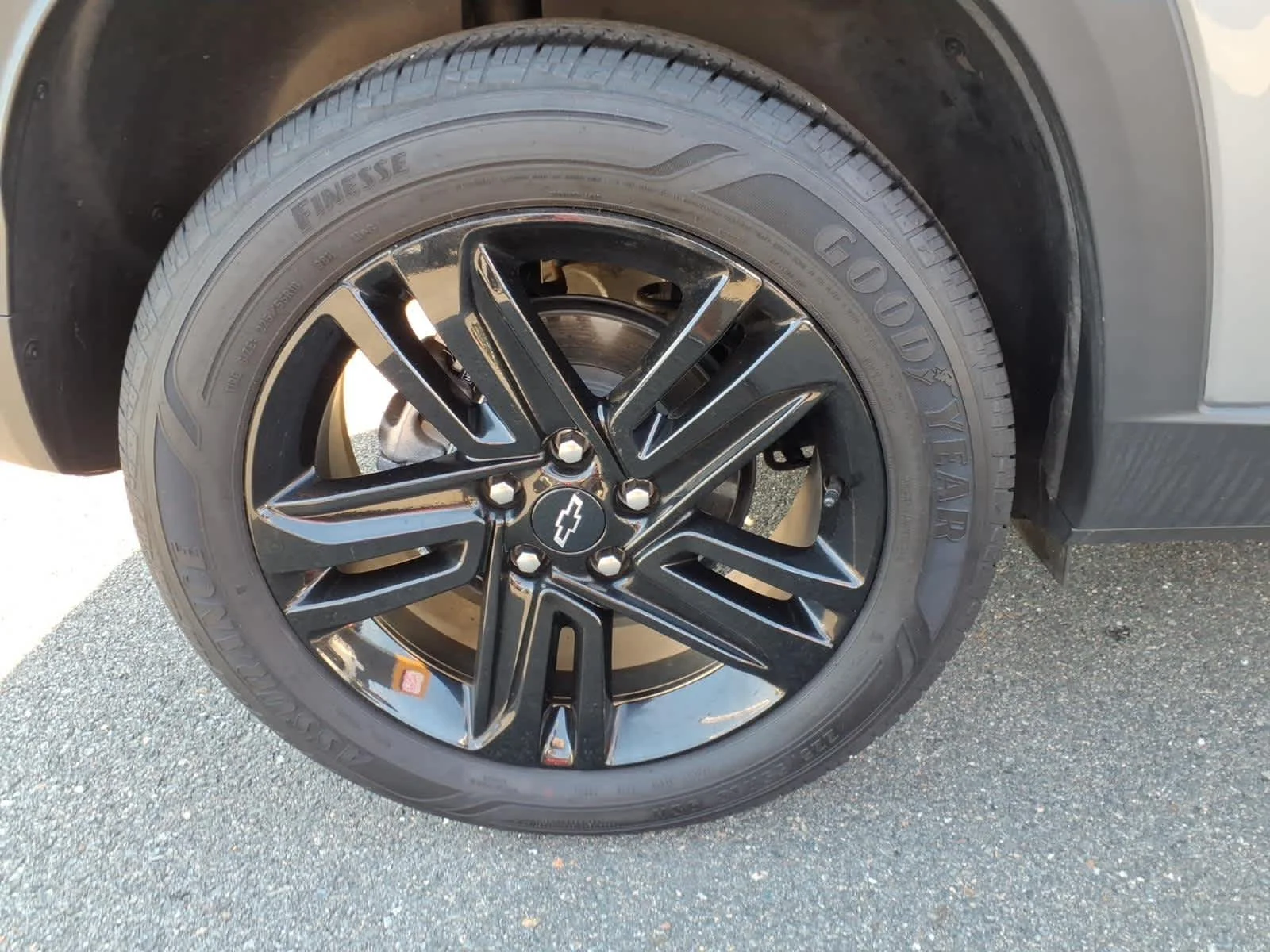 Used 2026 Sterling Gray Metallic Chevrolet ACTIV image 9