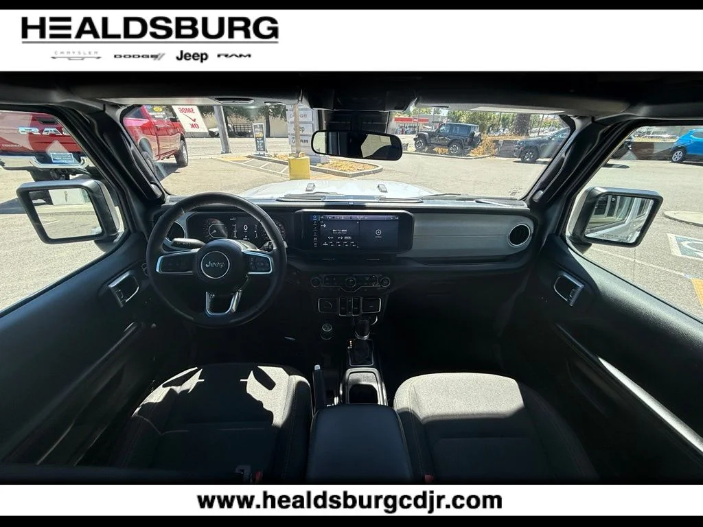 2024 Jeep Wrangler 4-Door Sahara - Photo 14