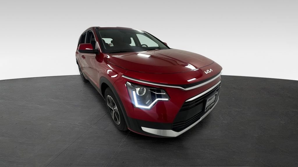 2026 Kia Niro LX HEV's photo