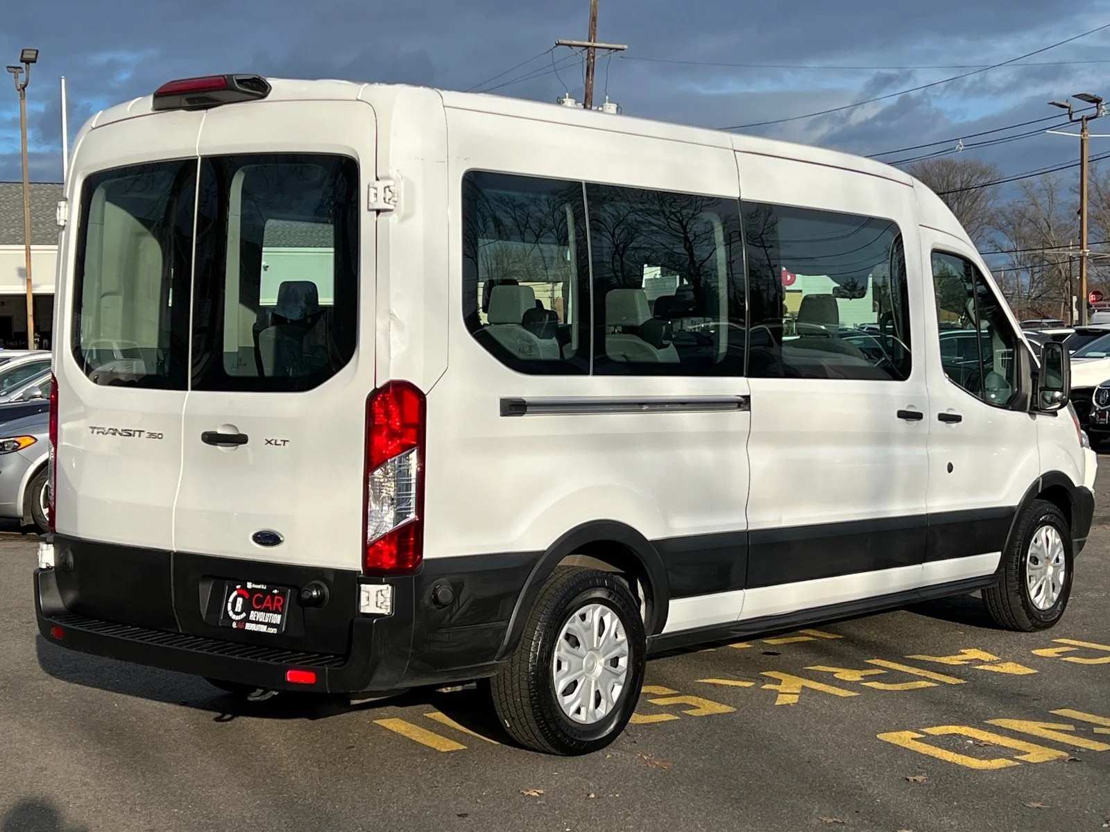 Used 2019 Oxford White Ford XLT T-350 148