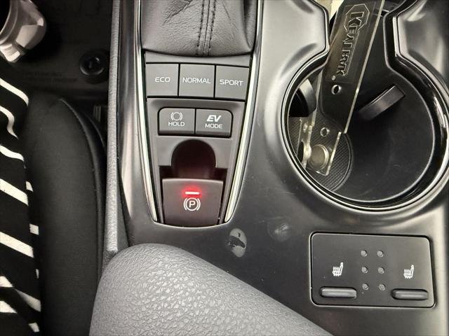 Certified Used 2019 PREDAWN GRAY MICA Toyota  image 19