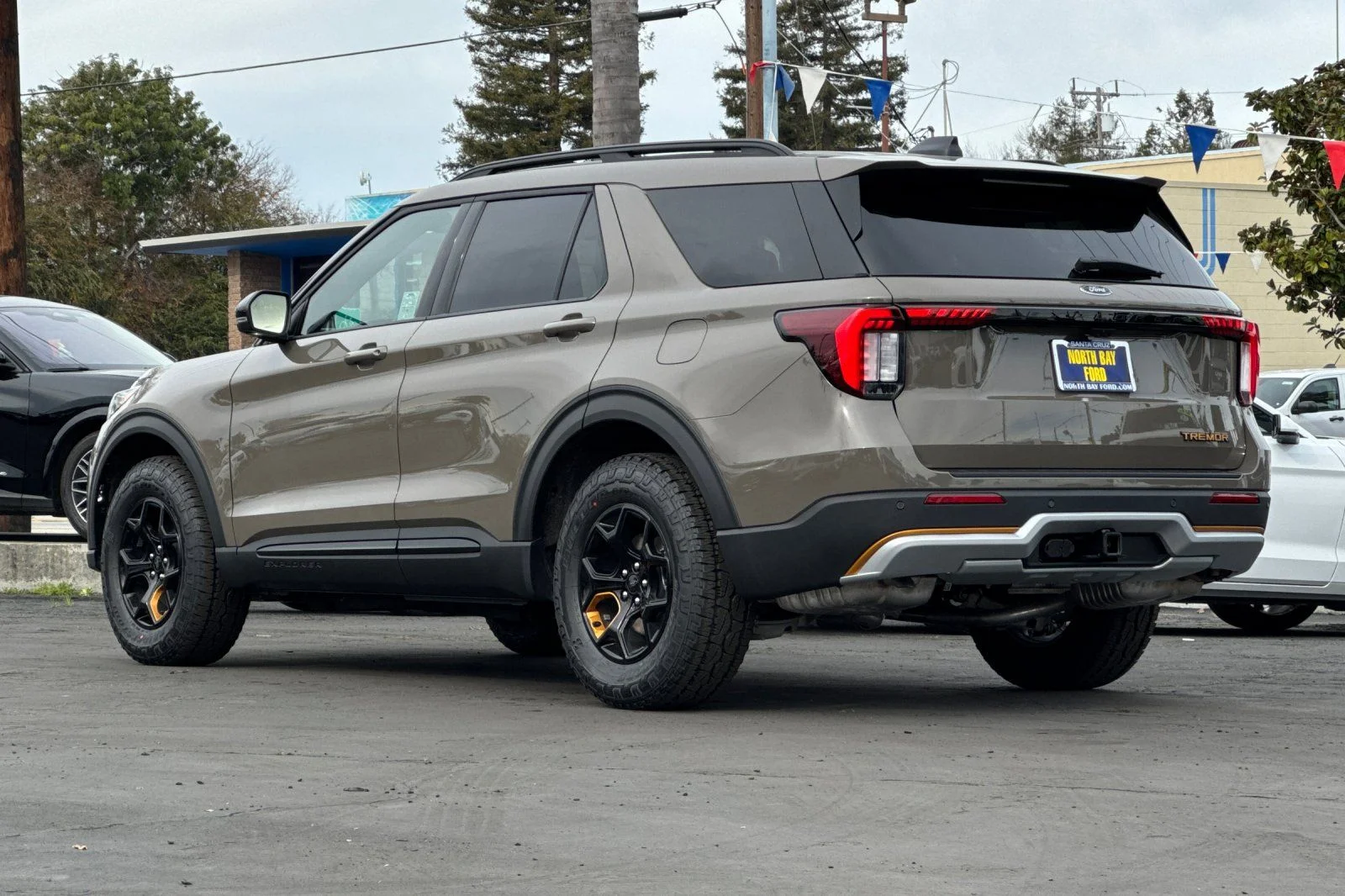 New 2026 Marsh Gray Ford Tremor® image 6
