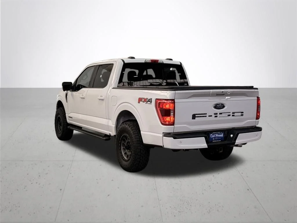 Used 2021 White Ford XLT image 13