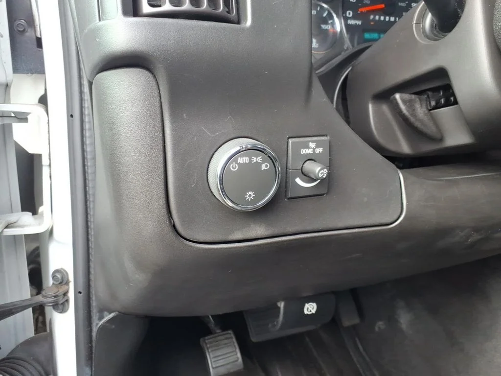 Used 2022 White Chevrolet Work Van image 19