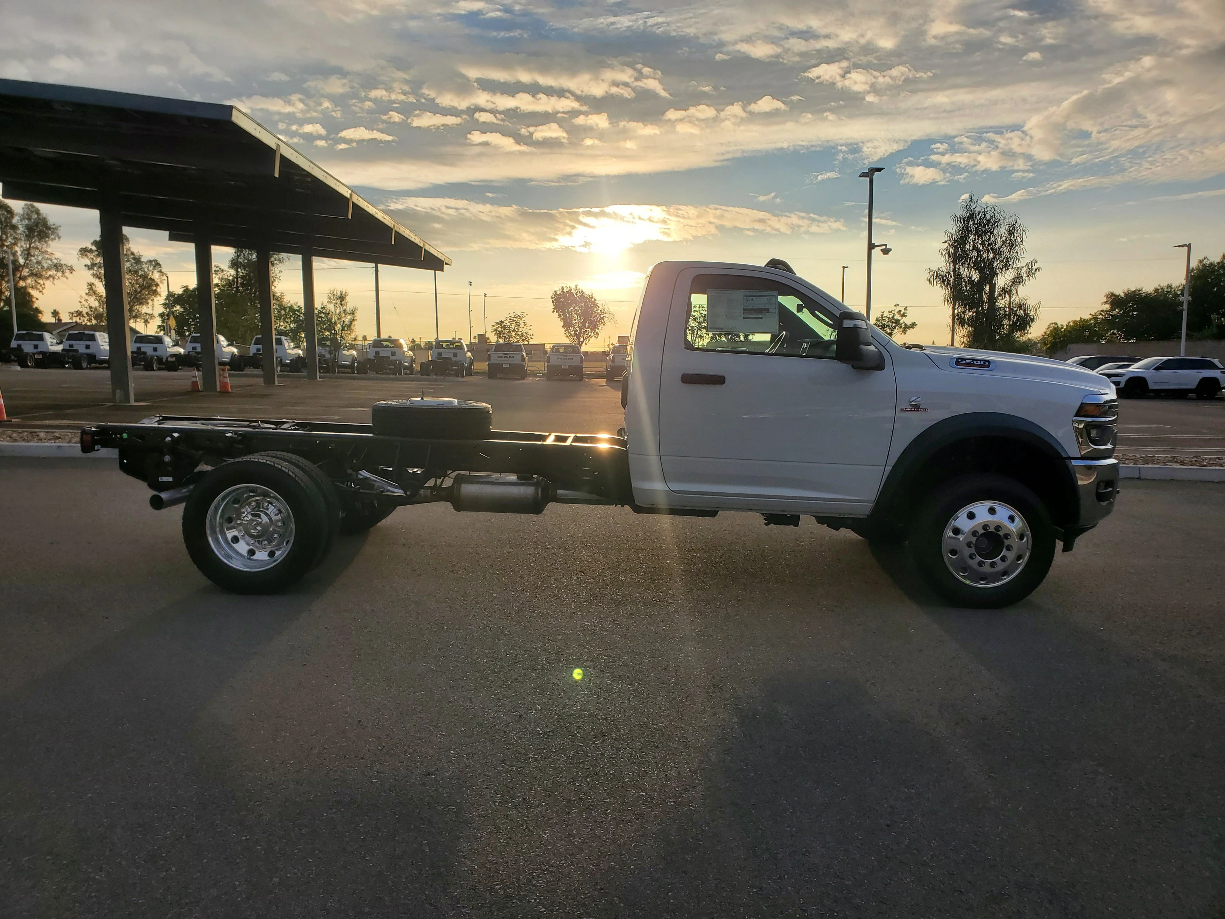 New 2026 Bright White Clear-Coat Exterior Paint RAM Tradesman image 6