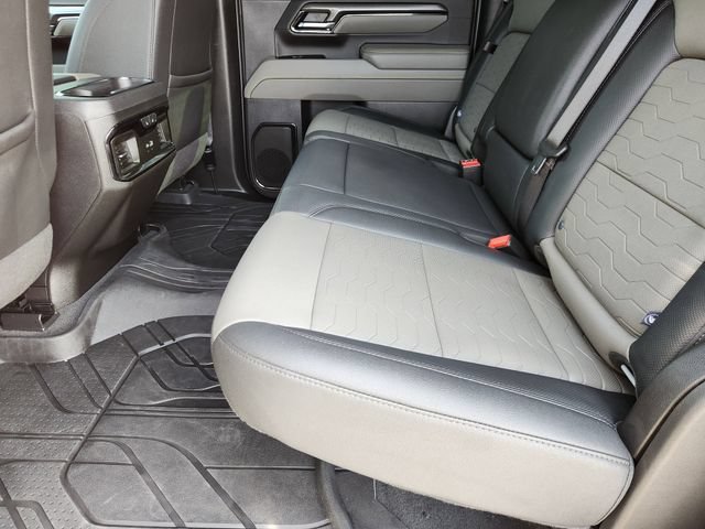 2025 Chevrolet Silverado 2500HD ZR2 - Photo 30