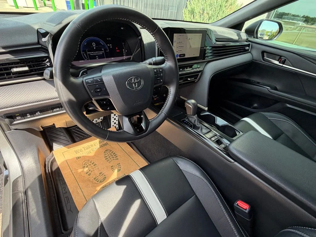 Used 2026  Toyota SE image 11