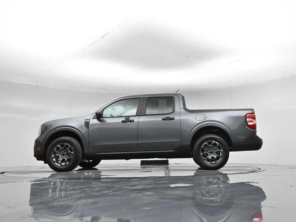 New 2026 Carbonized Gray Metallic Ford XLT image 50