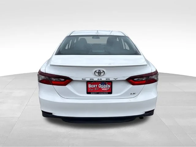 Used 2022 White Toyota LE image 6