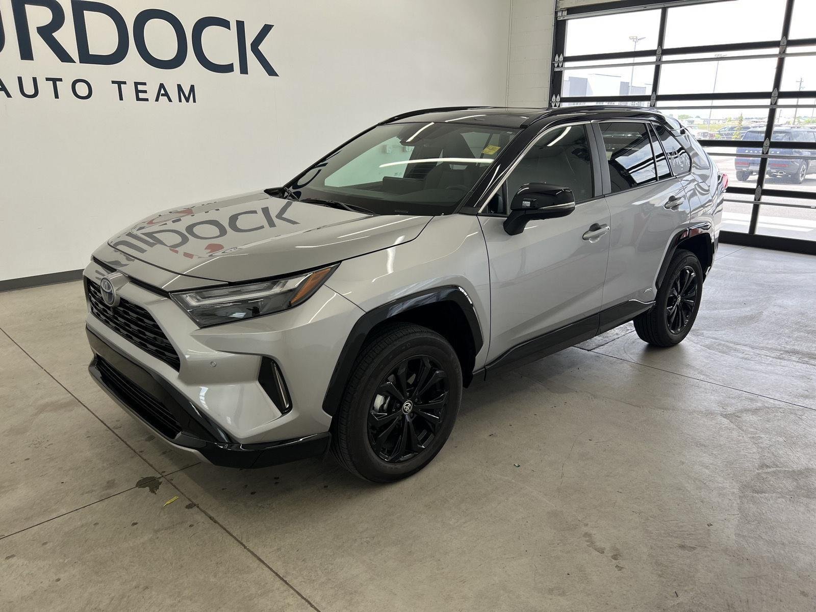 2024 Toyota RAV4 XSE - Photo 6