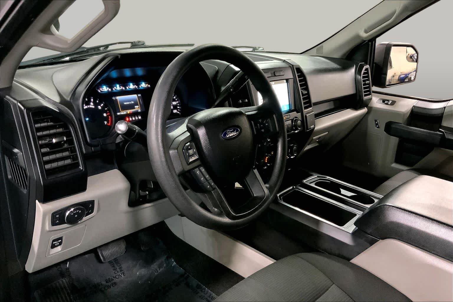 Used 2018 Ingot Silver Ford XL image 18