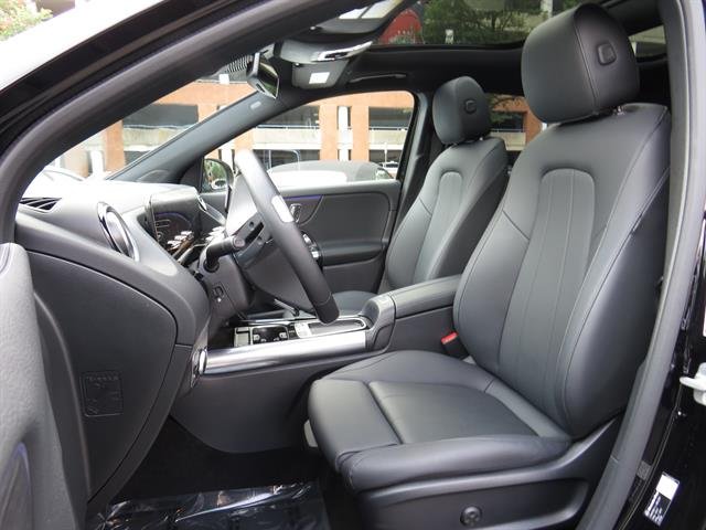 Used 2026 Night Black Mercedes-Benz GLA 250 4MATIC® image 20