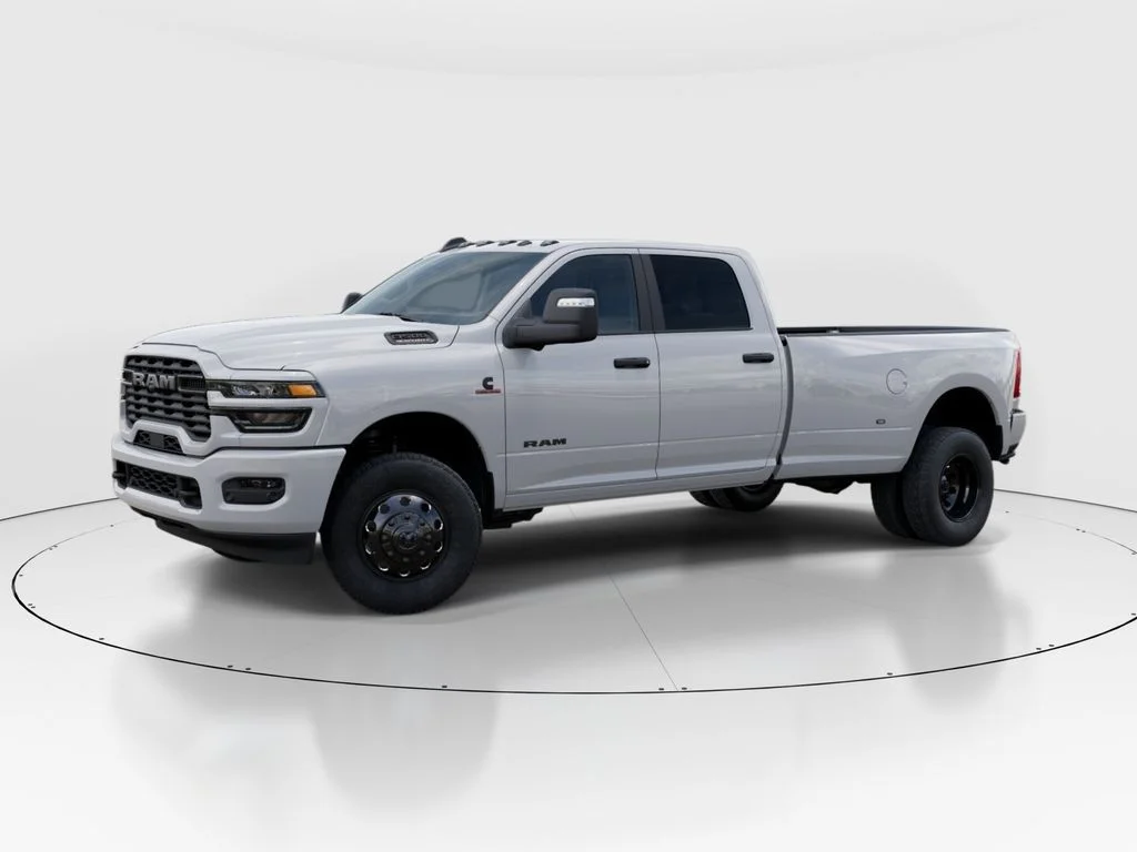 New 2026 Bright White Clear-Coat Exterior Paint RAM Big Horn image 2