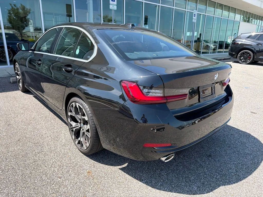 Used 2025 Black Sapphire Metallic BMW 330i image 4