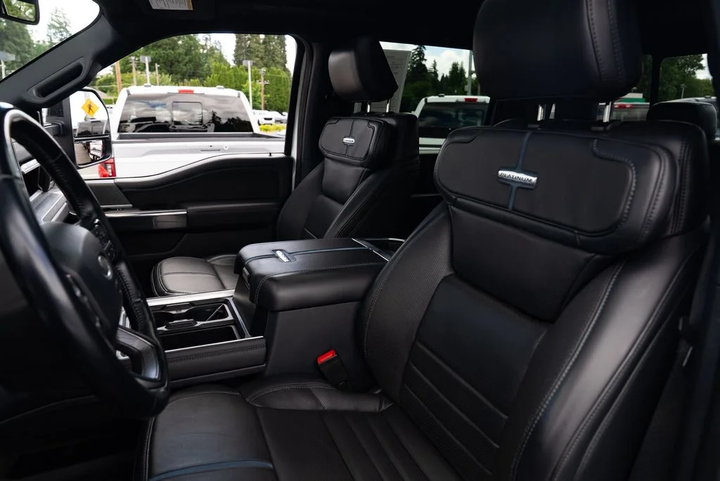 Used 2025 White Ford Platinum image 29