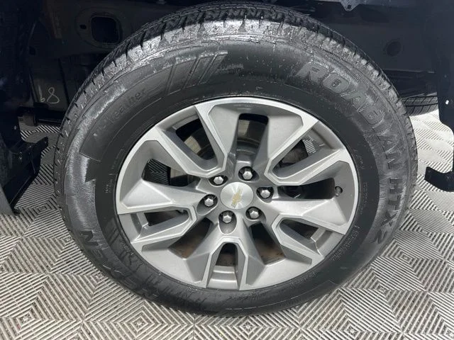 Used 2022 Blue Chevrolet LT image 9