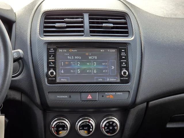 Used 2024 Gray Mitsubishi 2.0 ES image 11