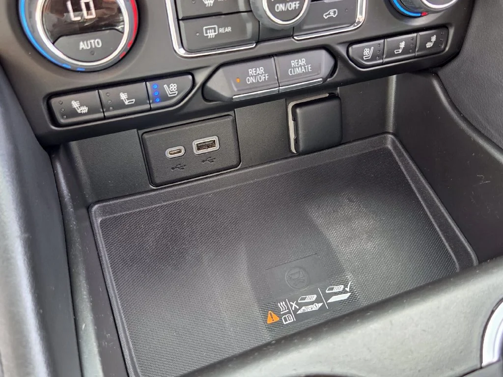 Used 2022 Summit White Chevrolet Premier image 25