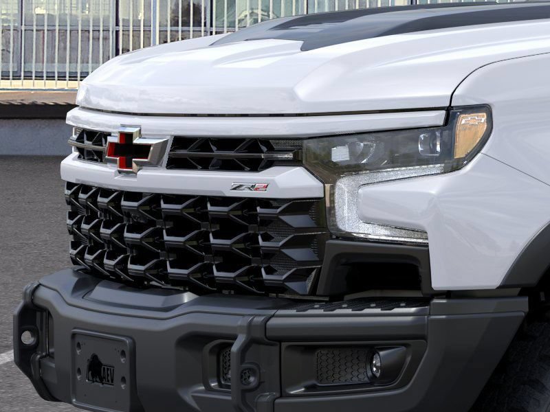 New 2026 Summit White Chevrolet ZR2 image 13