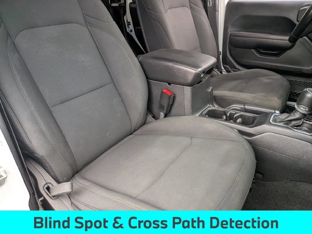 Used 2020 White Jeep Altitude image 32