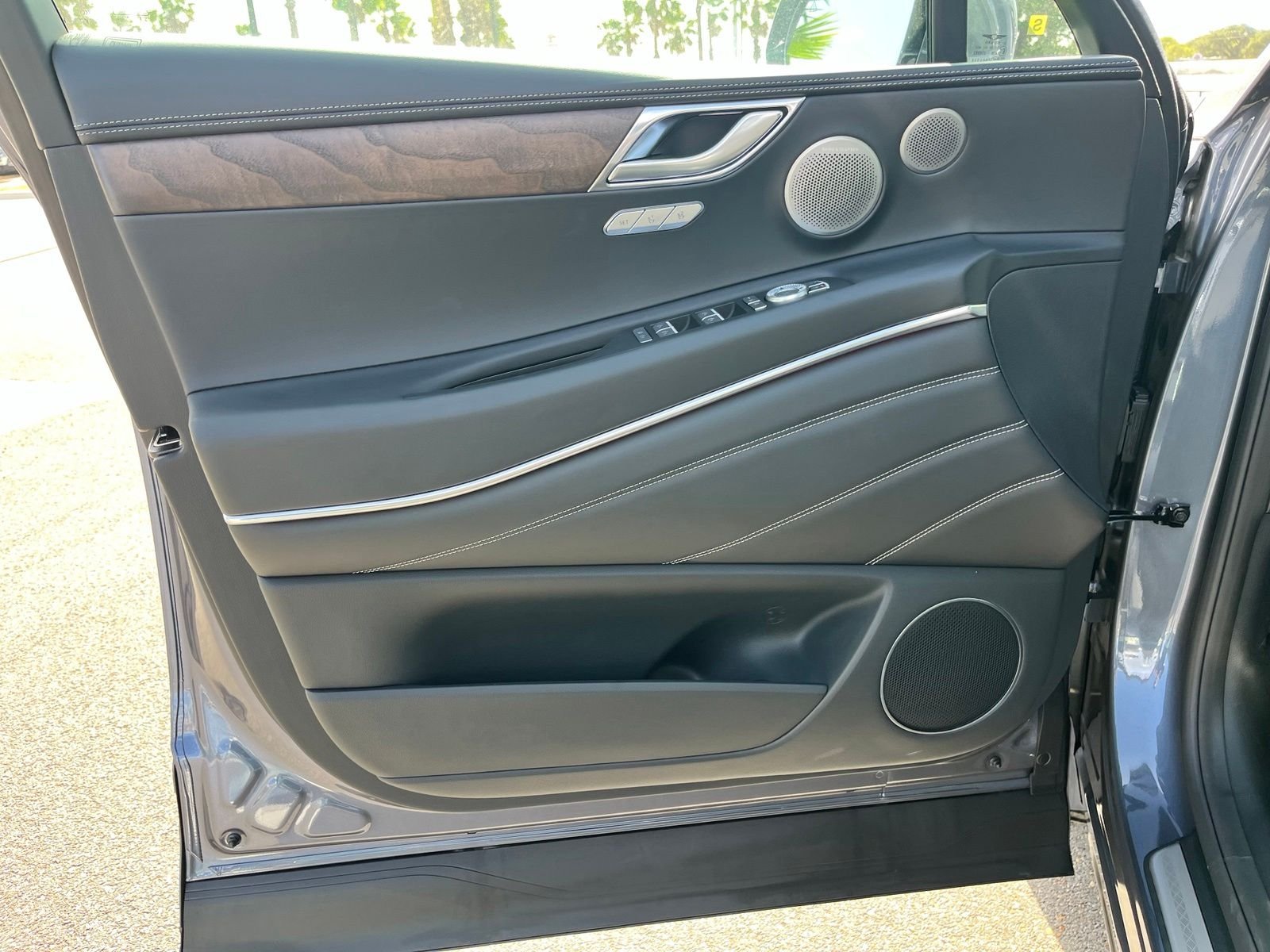 New 2027 Blue Genesis 2.5T ADVANCED image 16