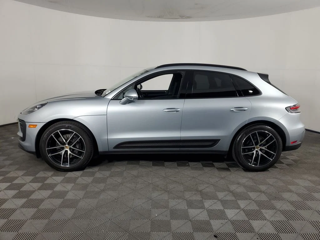 Used 2024 Silver Porsche  image 7