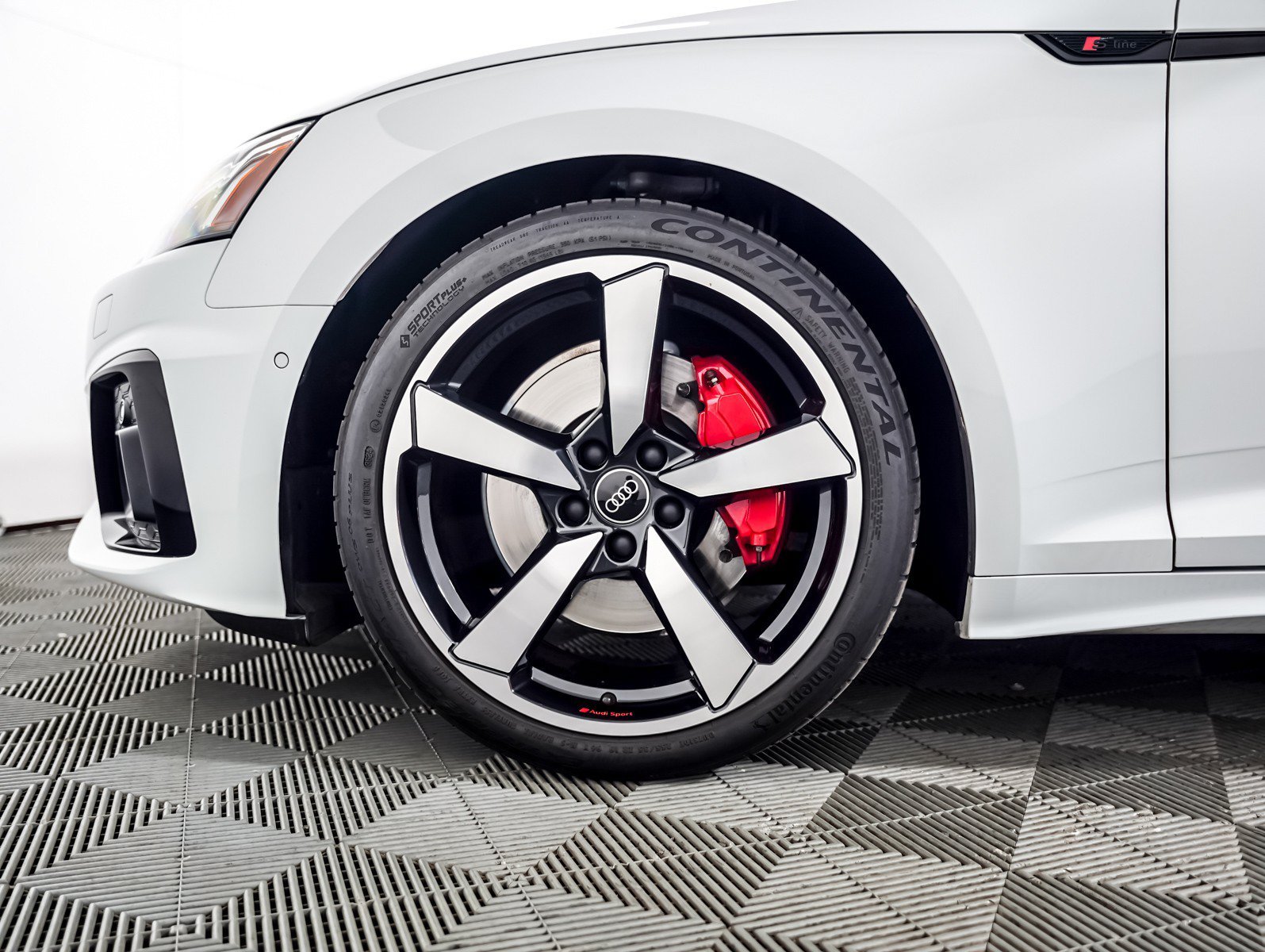 Used 2022 Glacier White Metallic Audi S line Prestige image 6