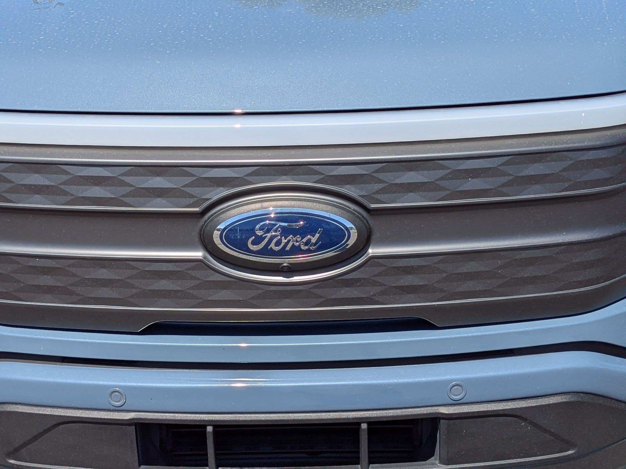 Used 2023 Azure Gray Metallic Ford LARIAT image 10