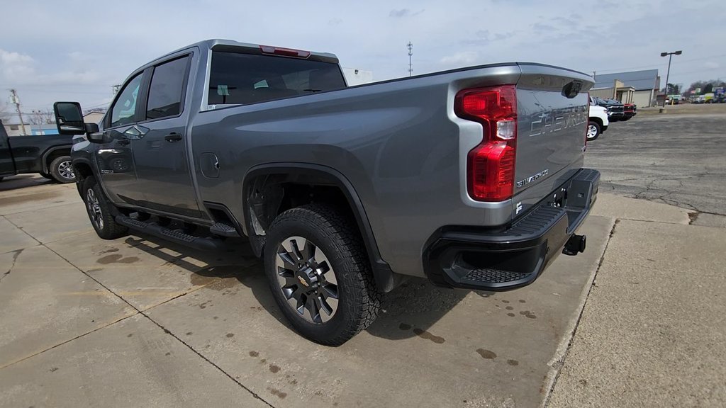 2026 Chevrolet Silverado 2500 HD Custom - Photo 6