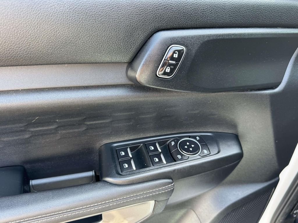 Used 2024 White Ford XLT image 17