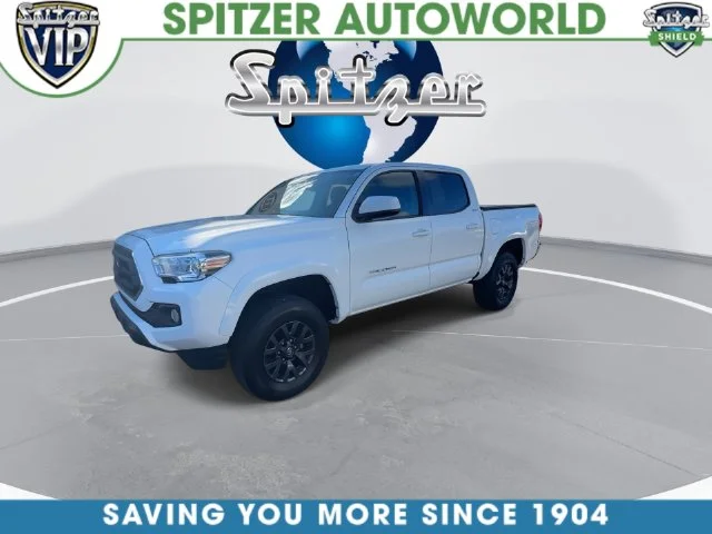 Used 2023 White Toyota SR5 image 9