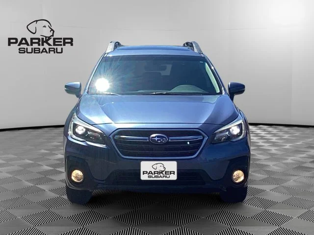 Used 2018 Twilight Blue Metallic Subaru Limited image 8