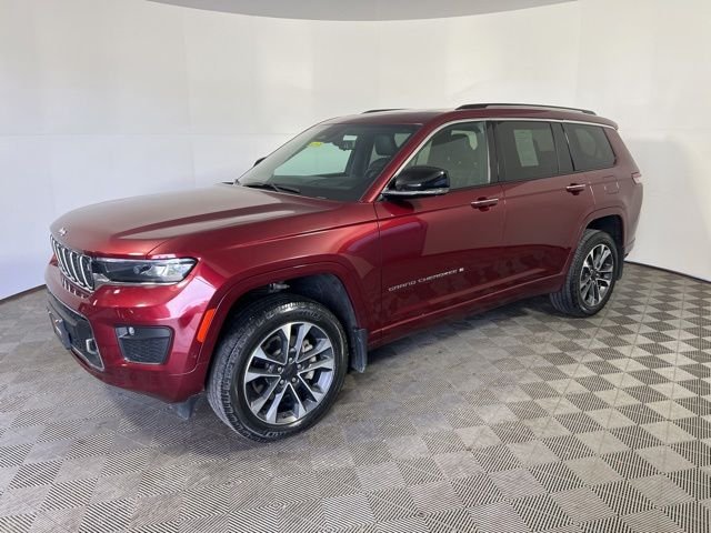 Used 2023 Red Jeep Overland image 4