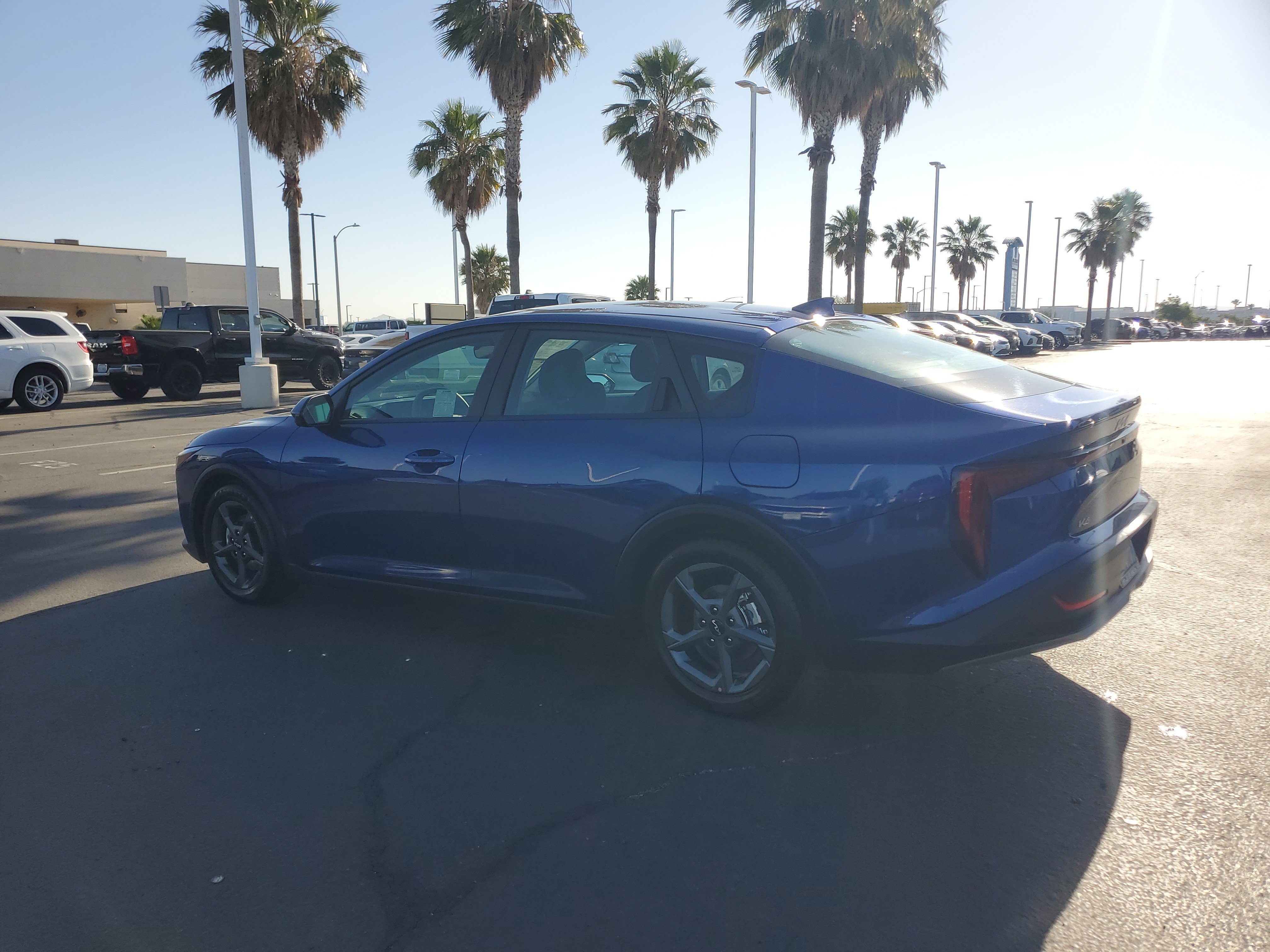 Used 2025 Blue Kia LXS image 5