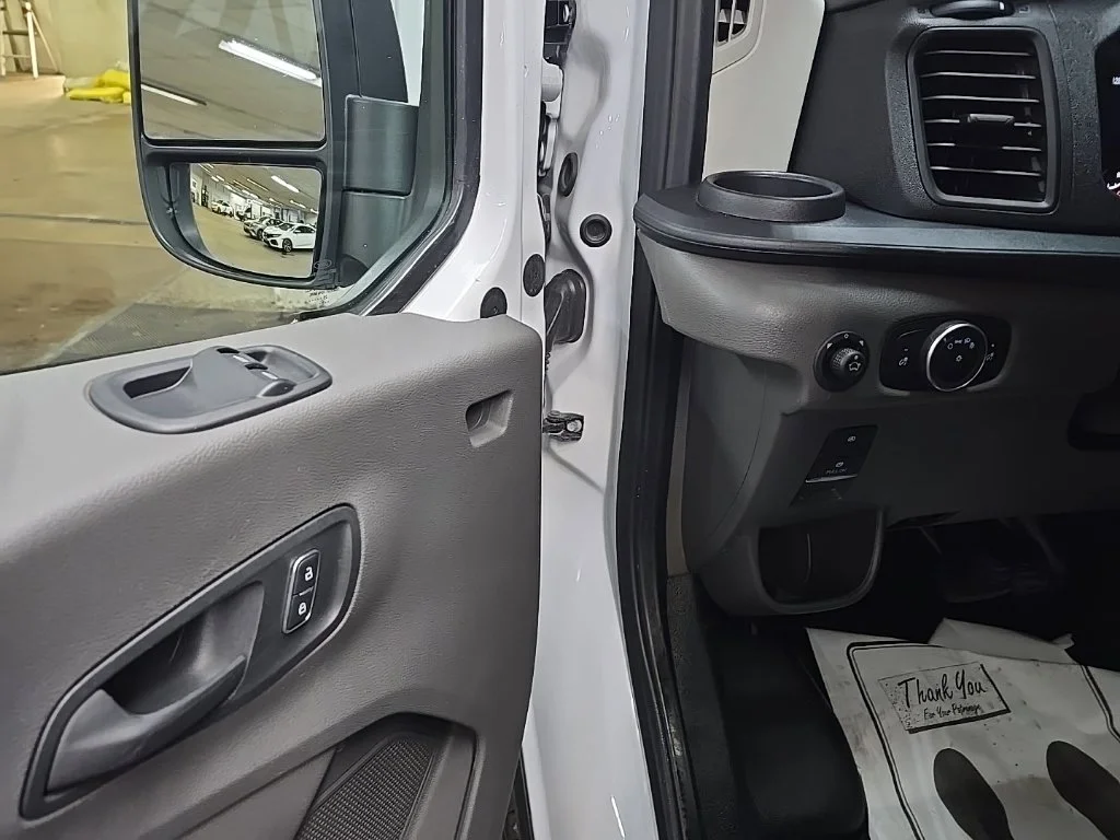 Used 2025 White Ford Base image 27