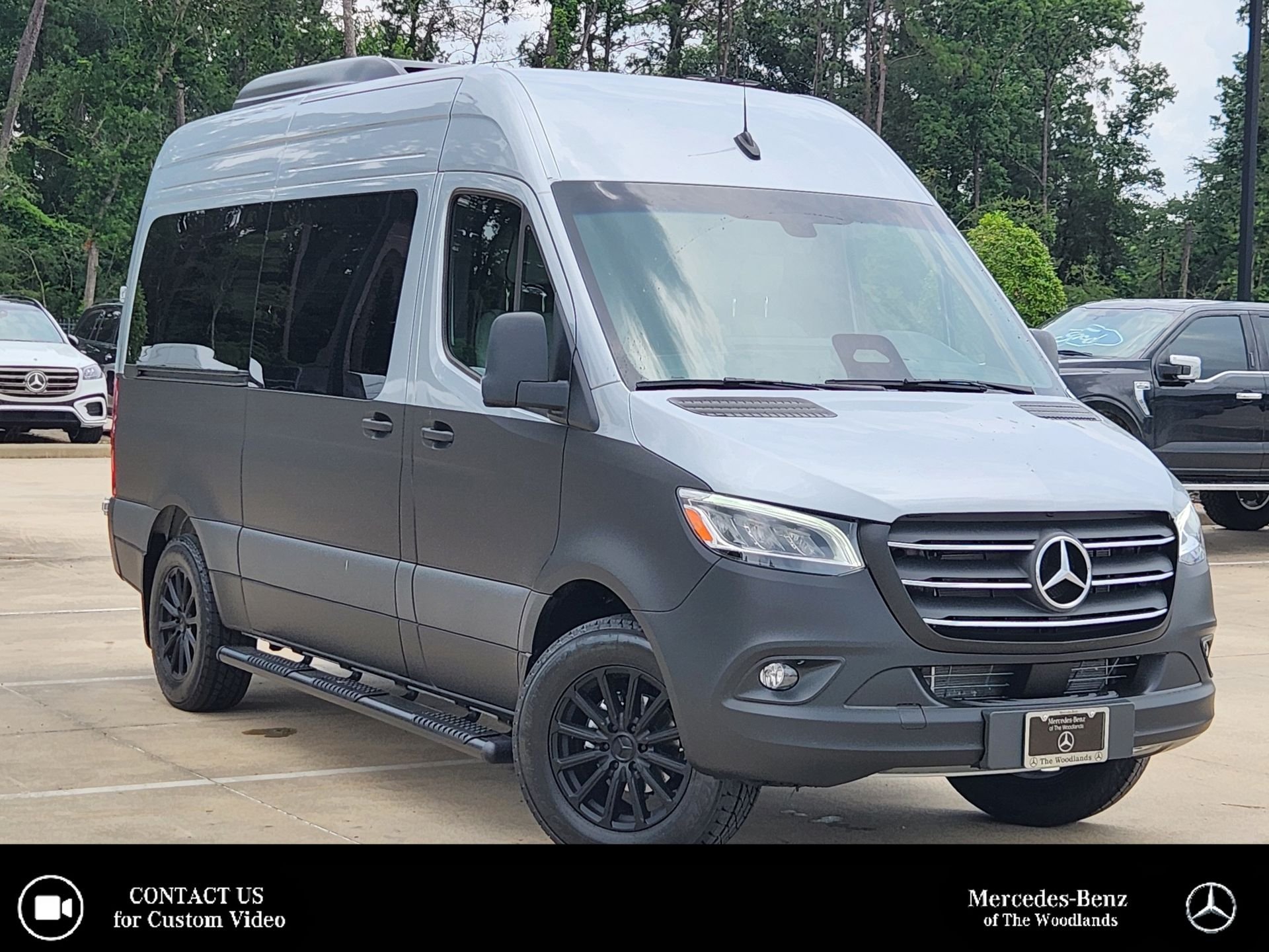 Used 2025 High-tech silver metallic Mercedes-Benz Passenger 144 WB image 1