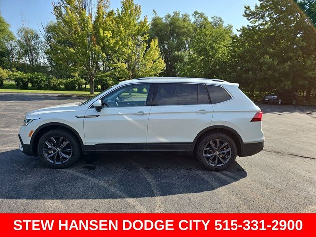 2023 Volkswagen Tiguan SE