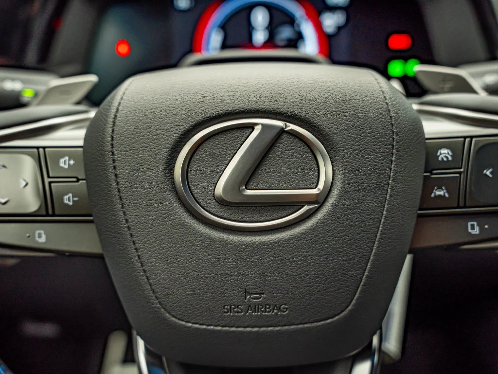 New 2026 Black Lexus 550e F Sport image 19