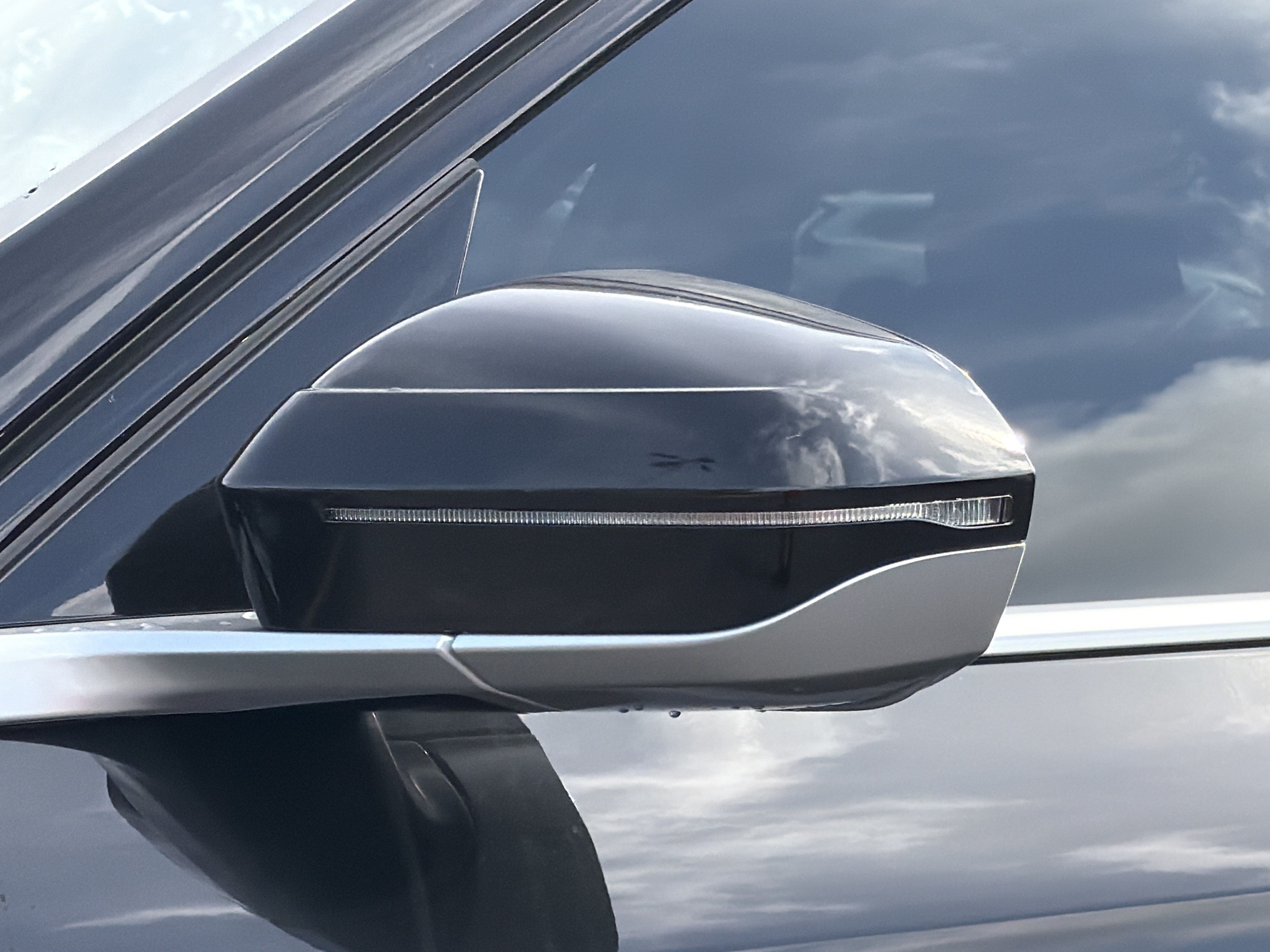 New 2026 Black Sapphire Metallic BMW 30 xDrive image 27