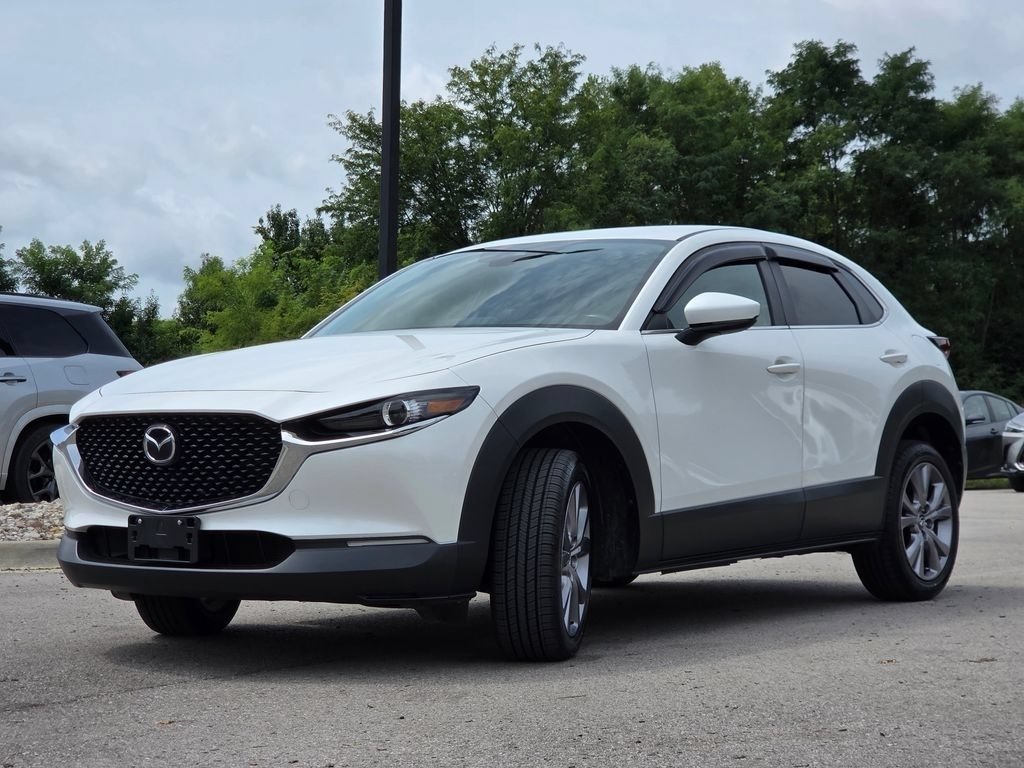 Used 2021 Snowflake White Pearl Mica Mazda Select image 23