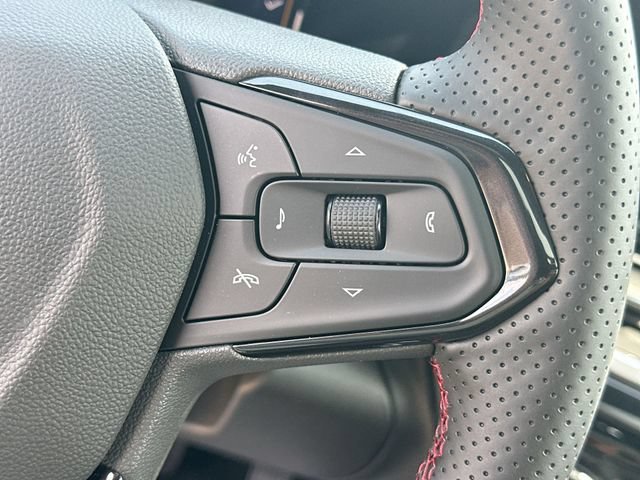 New 2026 Mosaic Black Metallic Chevrolet 2RS image 40