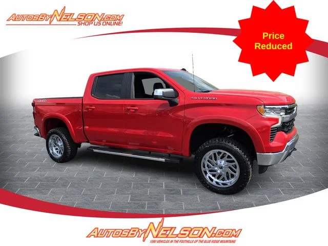 Used 2025 Red Chevrolet LT image 1