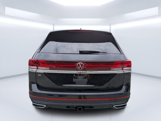 New 2026 Black Volkswagen 2.0T SE w/Technology image 4