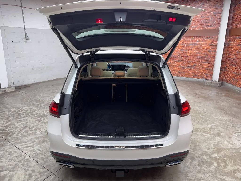 Used 2022 White Mercedes-Benz GLE 450 image 28