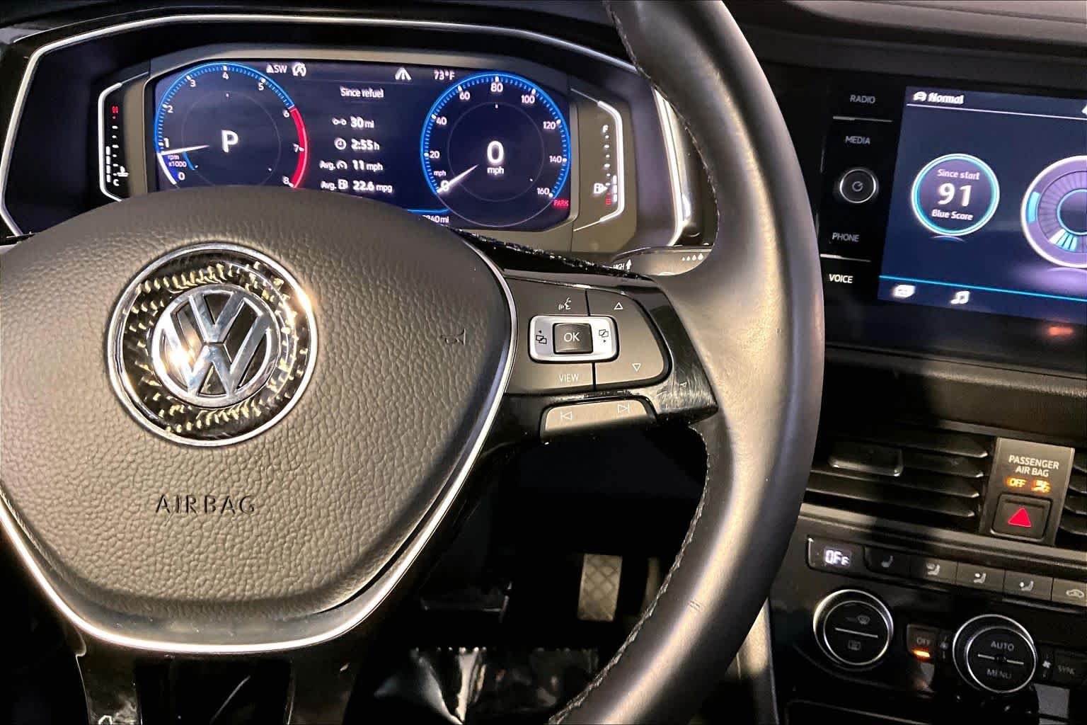 Used 2019 Deep Black Pearl Volkswagen SEL image 25