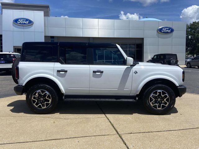 New 2026 Oxford White Ford Outer Banks image 2