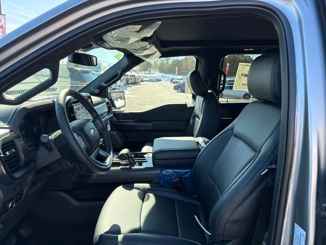 New 2026 Iconic Silver Metallic Ford Lariat® image 9