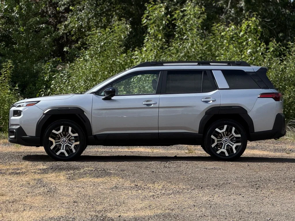 New 2026 ICE SILVER METALLIC Subaru Touring XT image 55