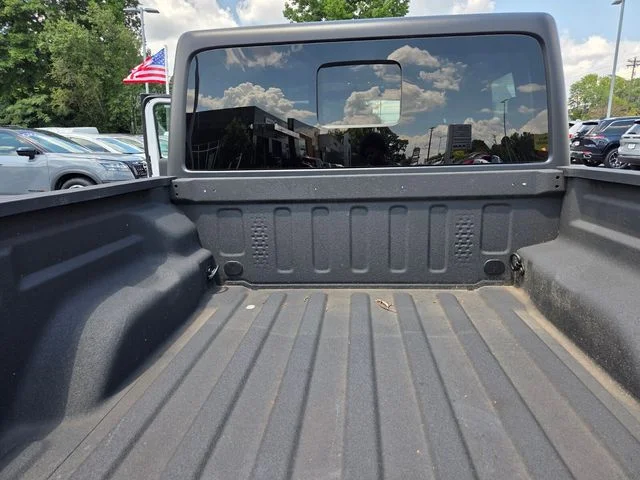 Used 2023 White Jeep Rubicon image 26