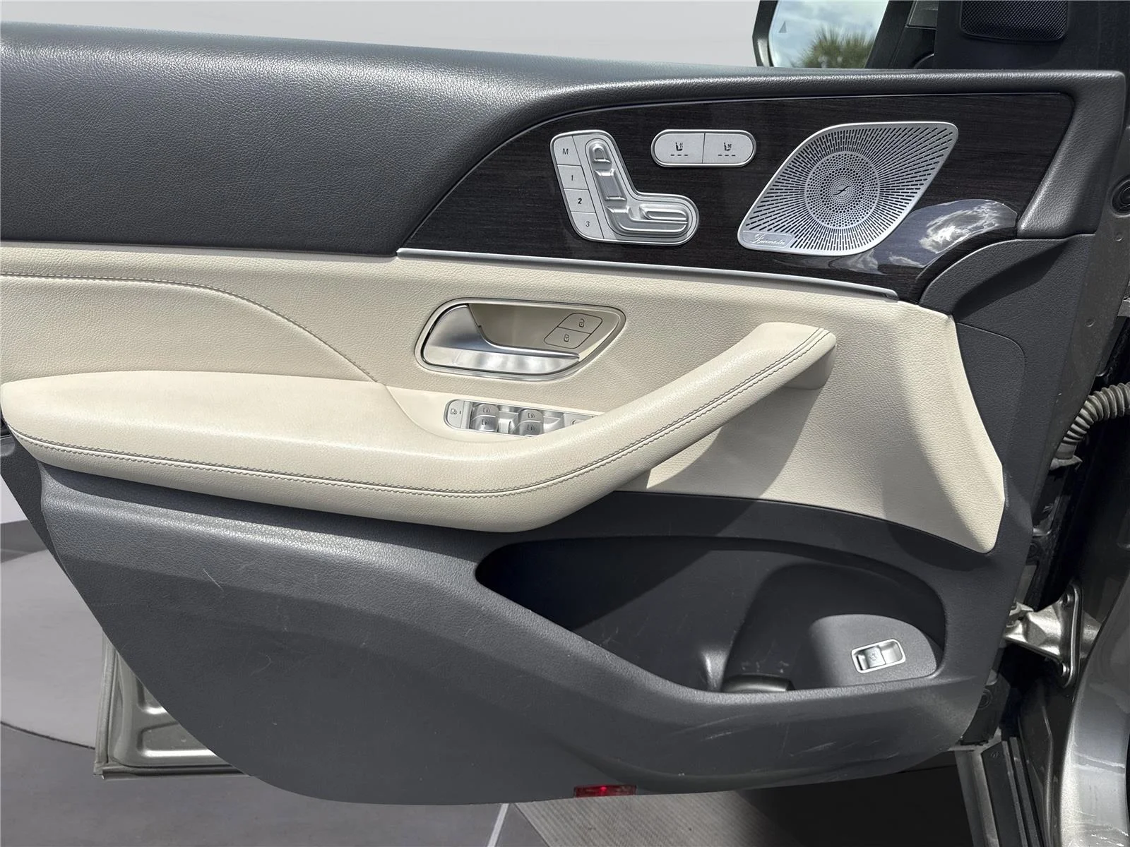 Used 2020 Iridium Silver Metallic Mercedes-Benz GLE 350 image 17